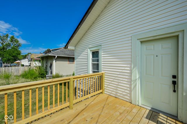 6073 Dewey Avenue, Indianapolis, IN 46219