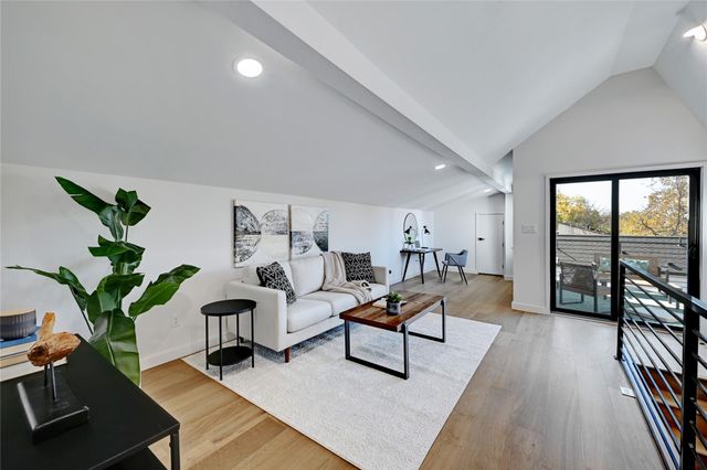 2717 Lyons RD 1, Austin, TX 78702