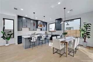 2717 Lyons RD 1, Austin, TX 78702