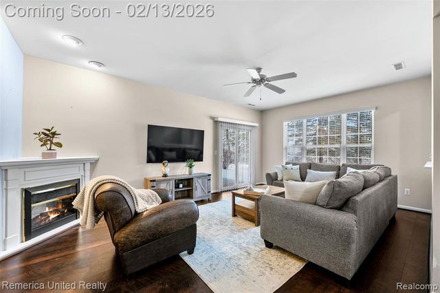 15942 Morningside, Northville, MI 48168