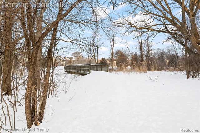 15942 Morningside, Northville, MI 48168