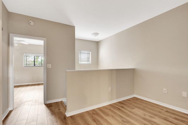 2804 Sarento Place 113, Palm Beach Gardens, FL 33410