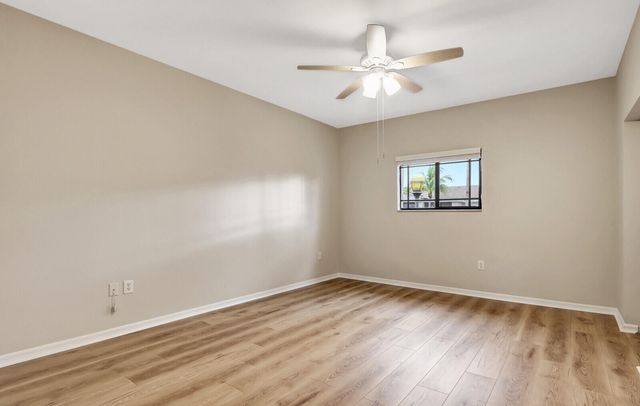 2804 Sarento Place 113, Palm Beach Gardens, FL 33410