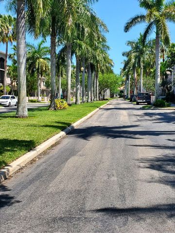 2804 Sarento Place 113, Palm Beach Gardens, FL 33410