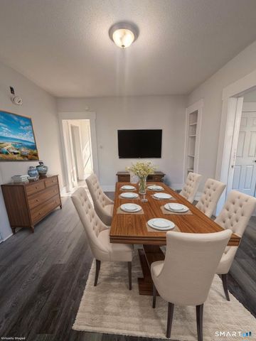 310 West Division Street 1R, New Haven, CT 06511