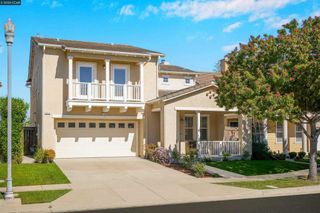 1012 Salt Spray Ter, Hercules, CA 94547