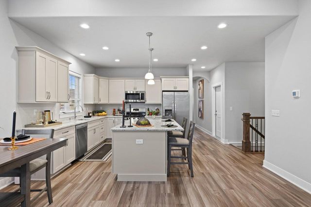 4706 N cottage LANE, Pleasant Prairie, WI 53158