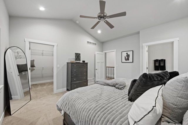 4706 N cottage LANE, Pleasant Prairie, WI 53158