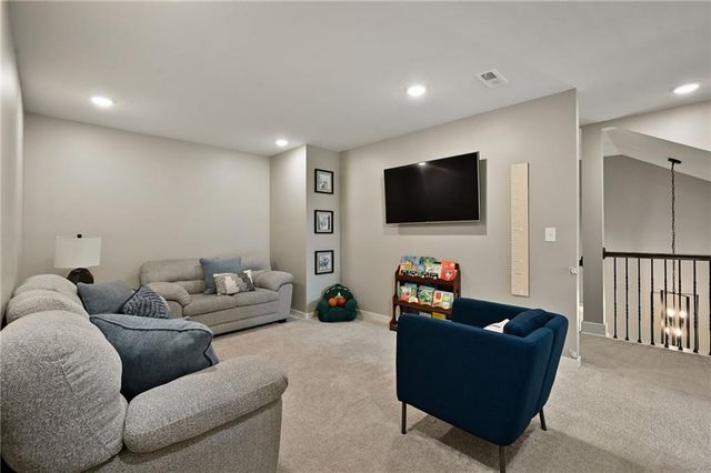 5831 McCormick Place, Shawnee, KS 66226