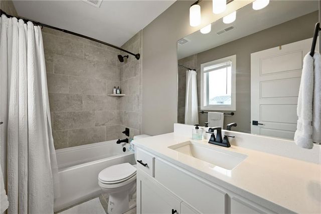 5831 McCormick Place, Shawnee, KS 66226