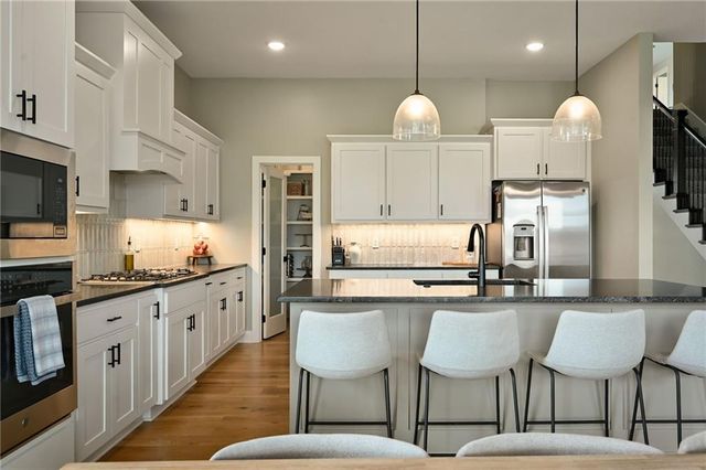 5831 McCormick Place, Shawnee, KS 66226