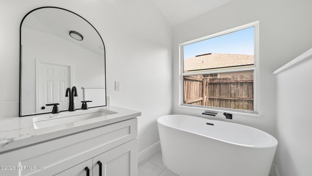 2498 BENTWATER Drive W, Jacksonville, FL 32246