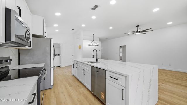 2498 BENTWATER Drive W, Jacksonville, FL 32246