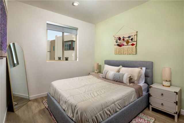 1596 W Austyn Dr, San Pedro, CA 90732
