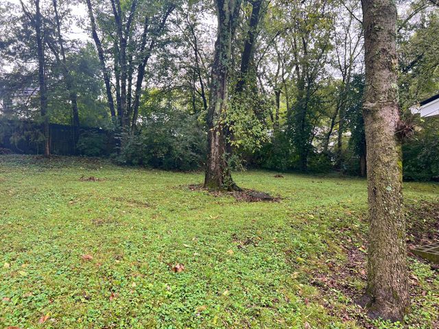 1526 Ocoee Trl, Madison, TN 37115