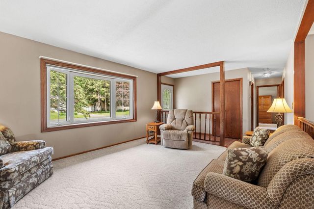 774 Vicky Lane, Circle Pines, MN 55014
