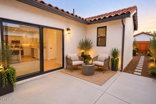 1141 W 2nd Street, Oxnard, CA 93030
