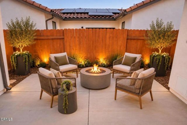 1141 W 2nd Street, Oxnard, CA 93030