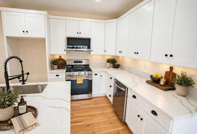 1141 W 2nd Street, Oxnard, CA 93030