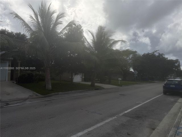0 NW 8th St, Fort Lauderdale, FL 33311