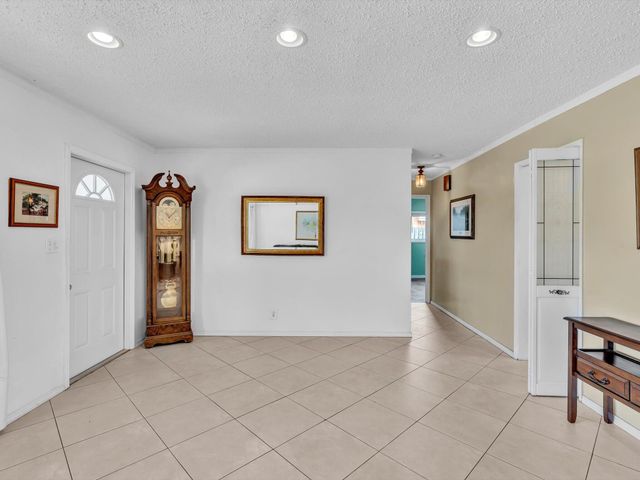641 SE 11th Street, Pompano Beach, FL 33060