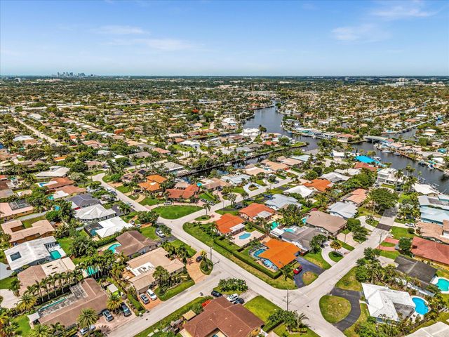 641 SE 11th Street, Pompano Beach, FL 33060