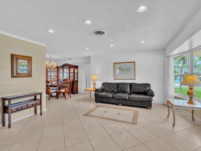 641 SE 11th Street, Pompano Beach, FL 33060