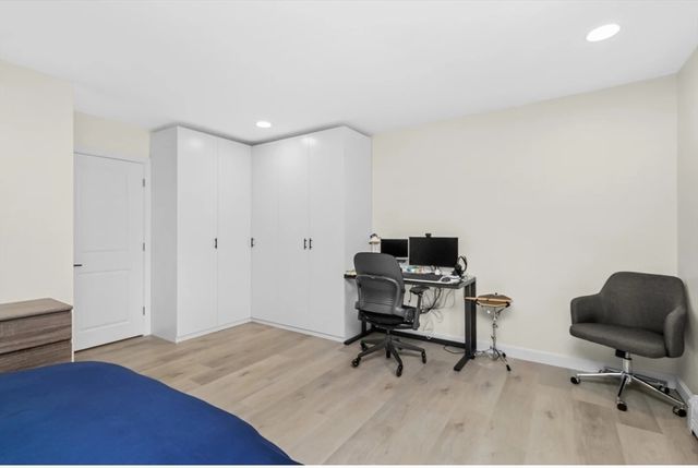 251 Rock St B4, Norwood, MA 02062