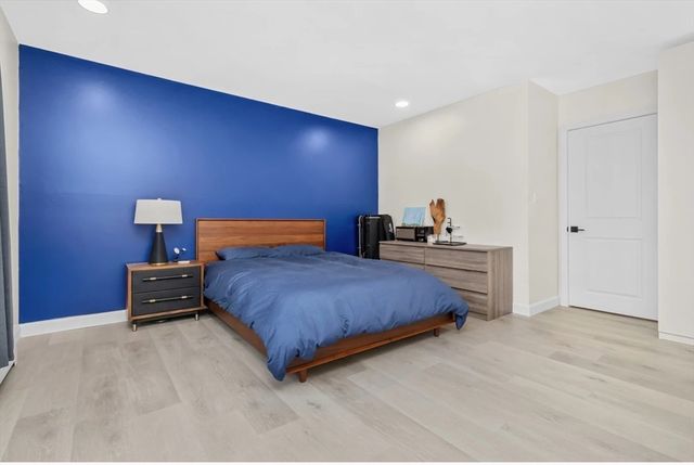 251 Rock St B4, Norwood, MA 02062