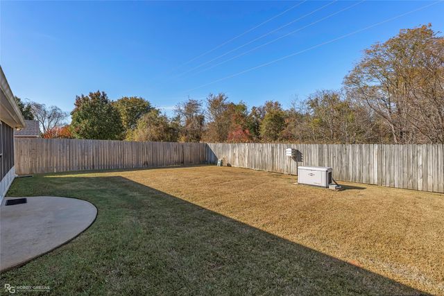 116 Willow Lake Boulevard, Bossier City, LA 71111