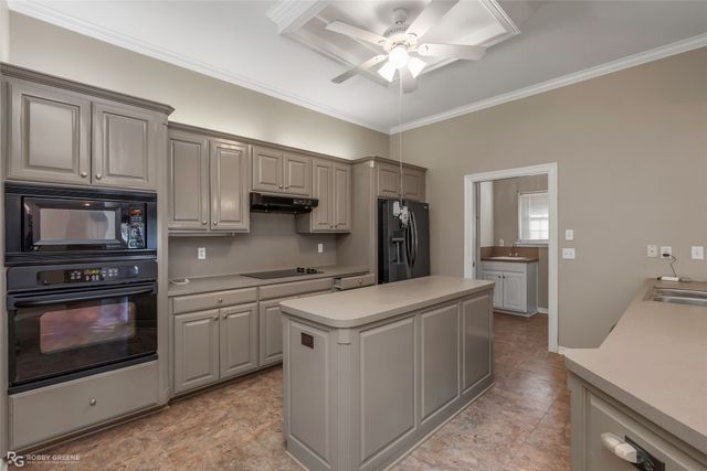 116 Willow Lake Boulevard, Bossier City, LA 71111