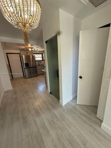 311 NW 32nd Ct, Miami, FL 33125