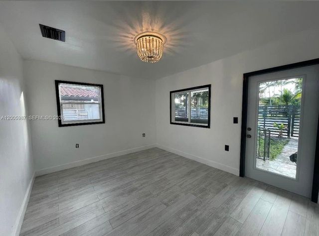 311 NW 32nd Ct, Miami, FL 33125