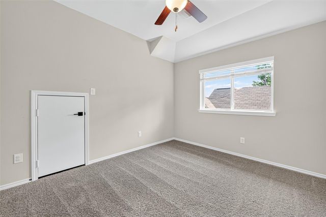 31034 Regal Elm Ln, Conroe, TX 77385