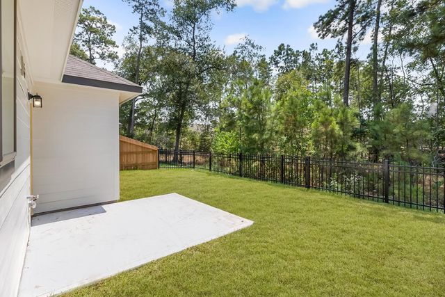 31034 Regal Elm Ln, Conroe, TX 77385