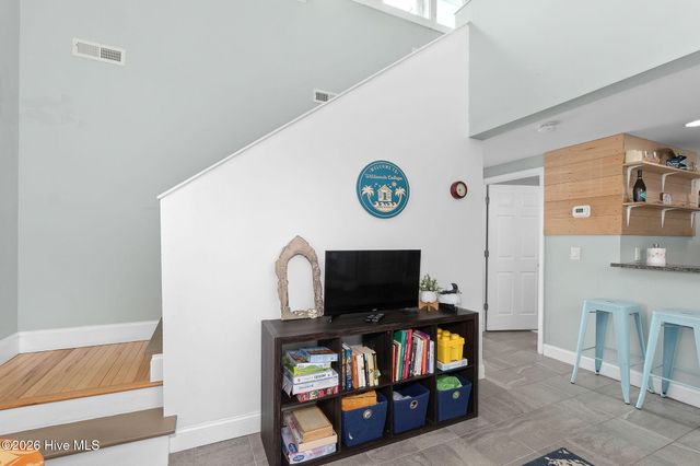 105 Sandy Landing Road, Cedar Island, NC 28520