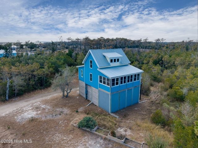 105 Sandy Landing Road, Cedar Island, NC 28520