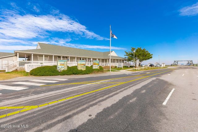 105 Sandy Landing Road, Cedar Island, NC 28520