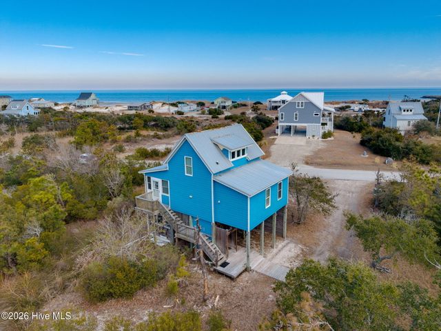 105 Sandy Landing Road, Cedar Island, NC 28520