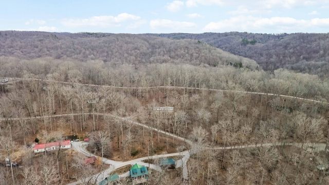 44 John Drive, Burnside, KY 42519