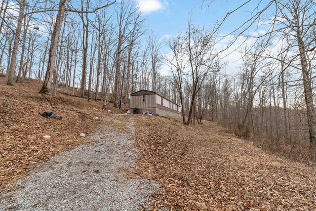 44 John Drive, Burnside, KY 42519
