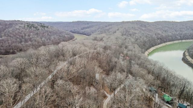 44 John Drive, Burnside, KY 42519