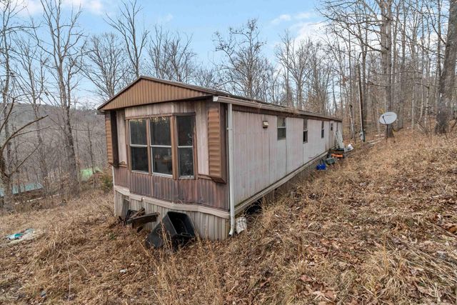 44 John Drive, Burnside, KY 42519