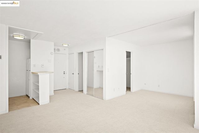 7 Commodore DR A260, Emeryville, CA 94608
