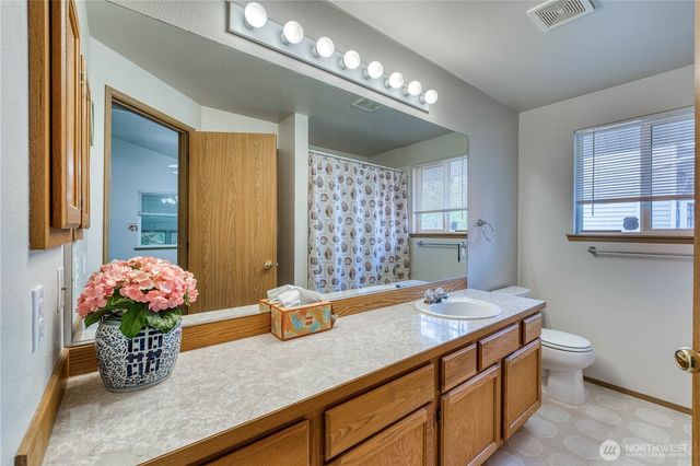 1160 Eagle Crest Place, Port Orchard, WA 98366