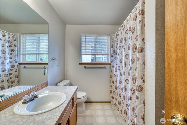 1160 Eagle Crest Place, Port Orchard, WA 98366