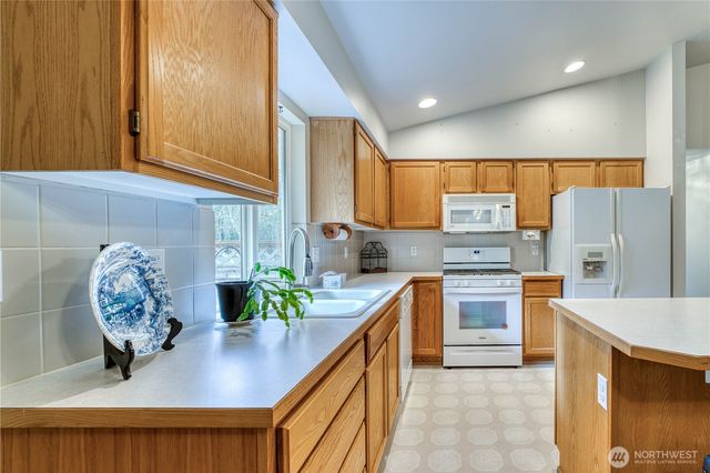 1160 Eagle Crest Place, Port Orchard, WA 98366