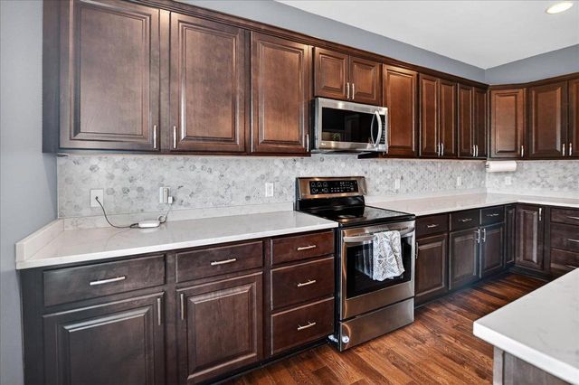 4416 Eagle Ridge Lane, Windsor, WI 53598