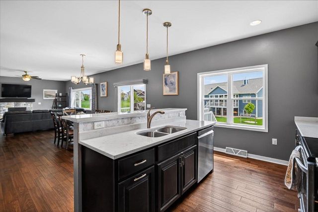 4416 Eagle Ridge Lane, Windsor, WI 53598