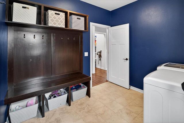4416 Eagle Ridge Lane, Windsor, WI 53598